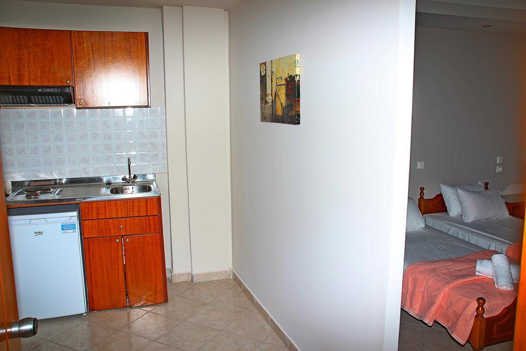 Johny'S Studios Prínos Extérieur photo