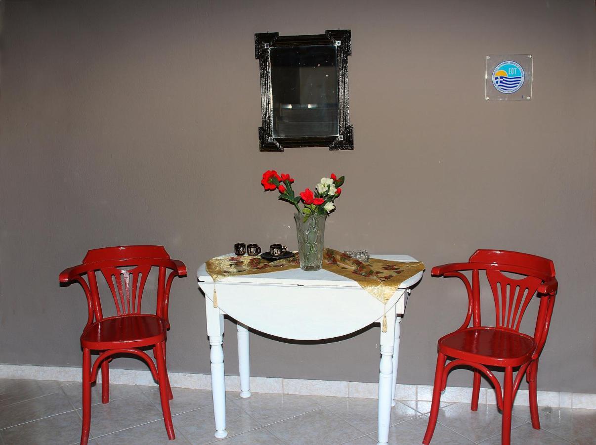 Johny'S Studios Prínos Extérieur photo